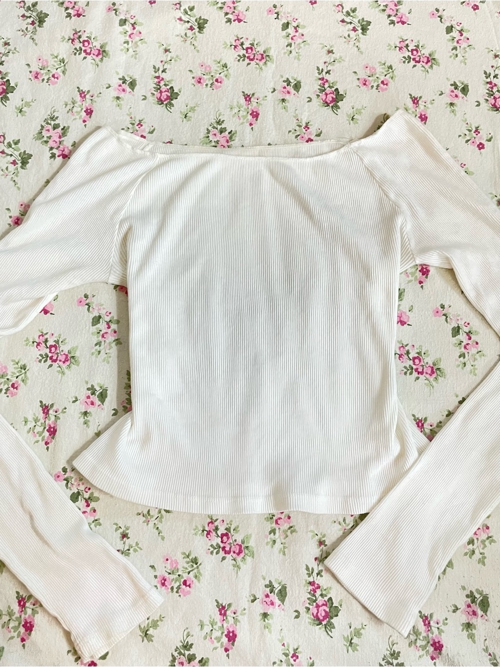 Brandy Melville white long sleeve off the shoulder top